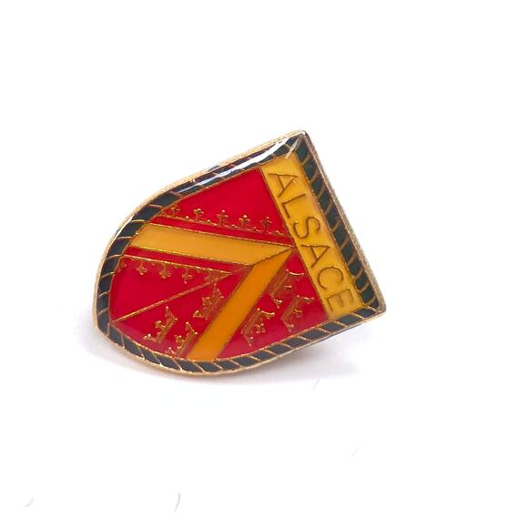 Vintage Alsace France Enamel Pinback Pin - Picture 1 of 3